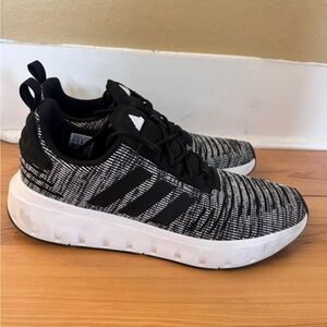 Adidas Swift Run 1.0